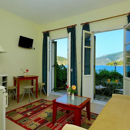 Omirikon Residences Apartmán