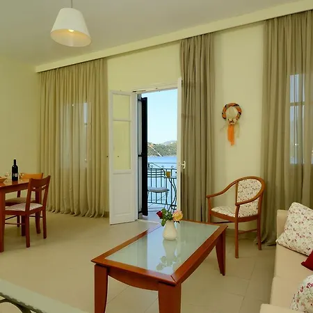 Omirikon Residences Βαθύ
